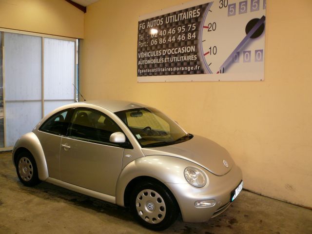 NEW BEETLE 1.6 