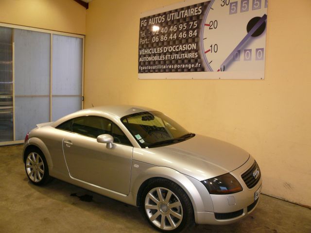 TT COUPE QUATTRO 1.8 T 