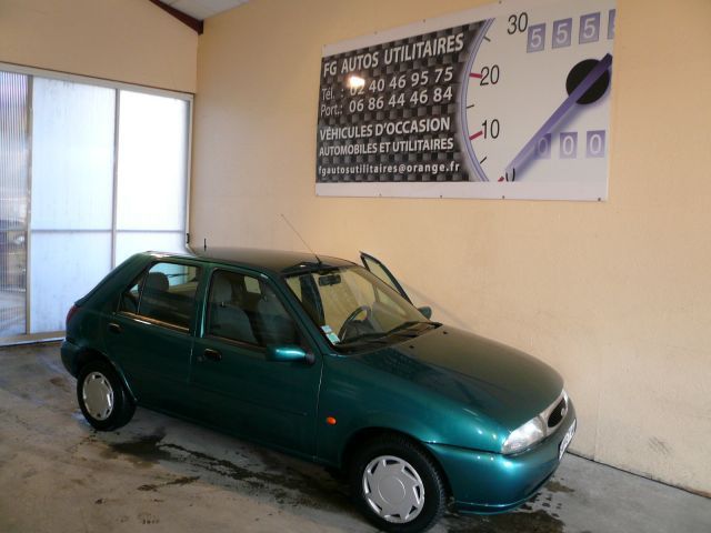 FIESTA 1.8 D GHIA
