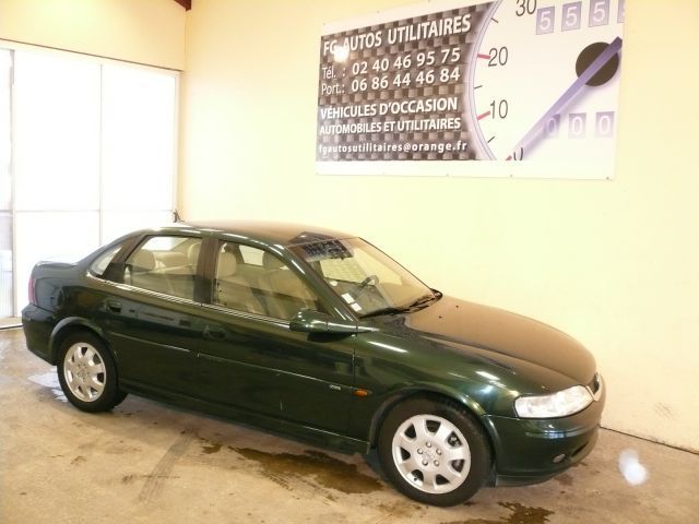 VECTRA 2 L 16V CDX 