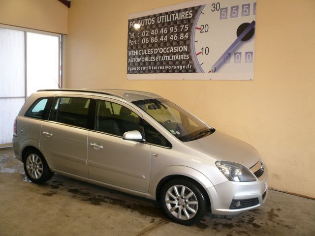 ZAFIRA 1.9 CDTI COSMO 120