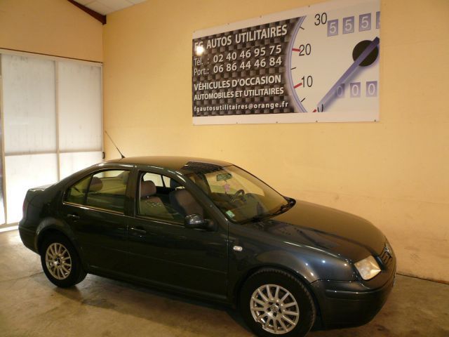 BORA 1.9 TDI 100 CONFORT