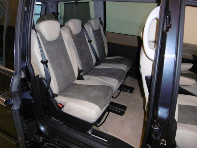 CUIR ALCANTARA