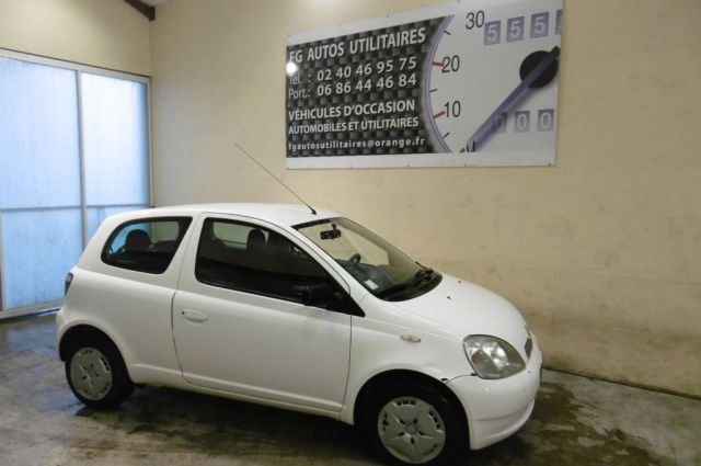 YARIS 1L LINEA TERRA 