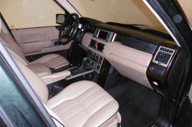 LAND ROVER  