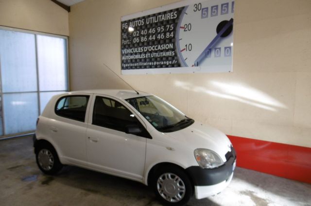 YARIS 1L 70 VVT-I SOL