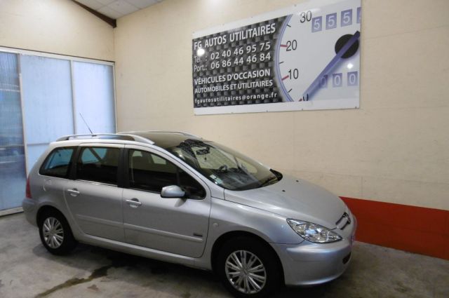 307 SW 1.6 16 V NAVTECH 110