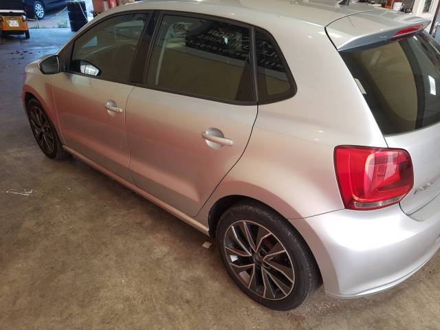 VOLKSWAGEN