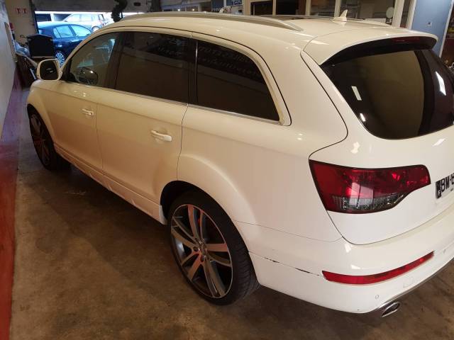 Q7 3L V6 TDI 240 CH QUATTRO TIPTRONIC