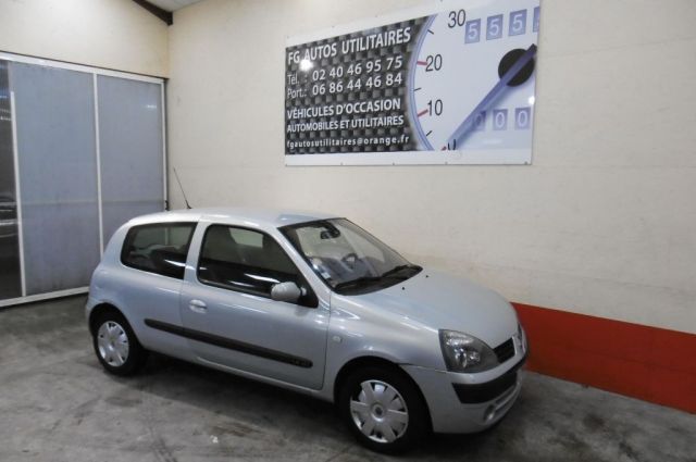 CLIO II 1.4 16 V LUXE PRIVILEGE