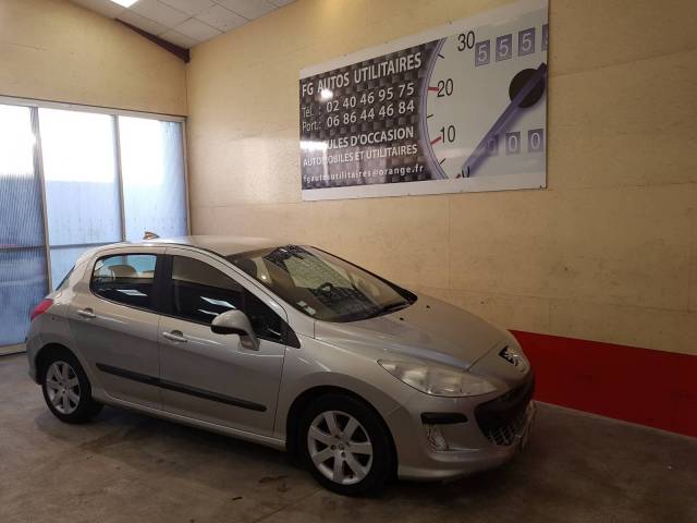 308 1.6 L HDI 110 PREMIUM