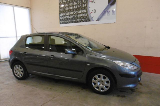 307 1.6 HDI 90 CONFORT 16 V 