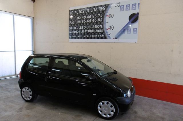 TWINGO