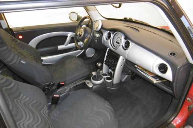 MINI ONE 1.6 L 90 