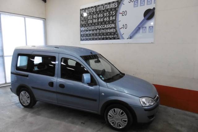 COMBO TOUR 1.7 CDTI 100 COSMO