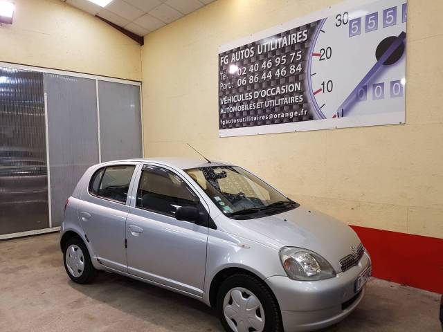 YARIS 1.3 LINEA SOL AUTO 85 CH 