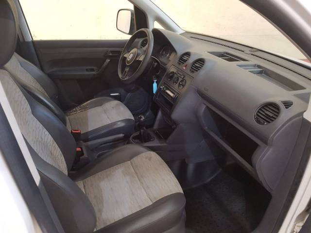 305439