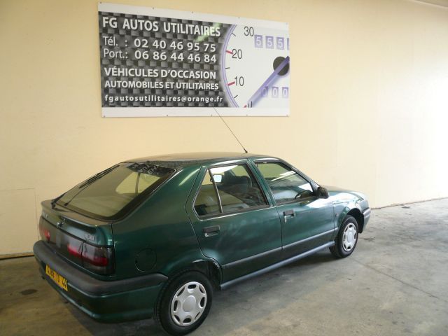 RENAULT