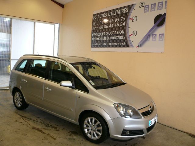 ZAFIRA 1.9 CDTI 120 COSMO