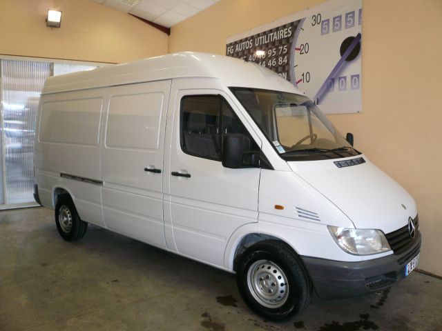 SPRINTER 208 CDI 35N