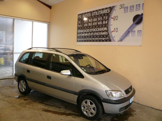 ZAFIRA1.8 16 V ELEGANCE