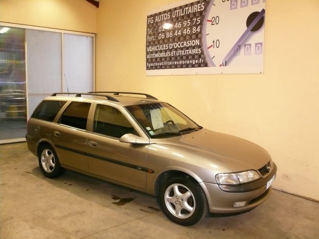 VECTRA BREAK 2L TDI 